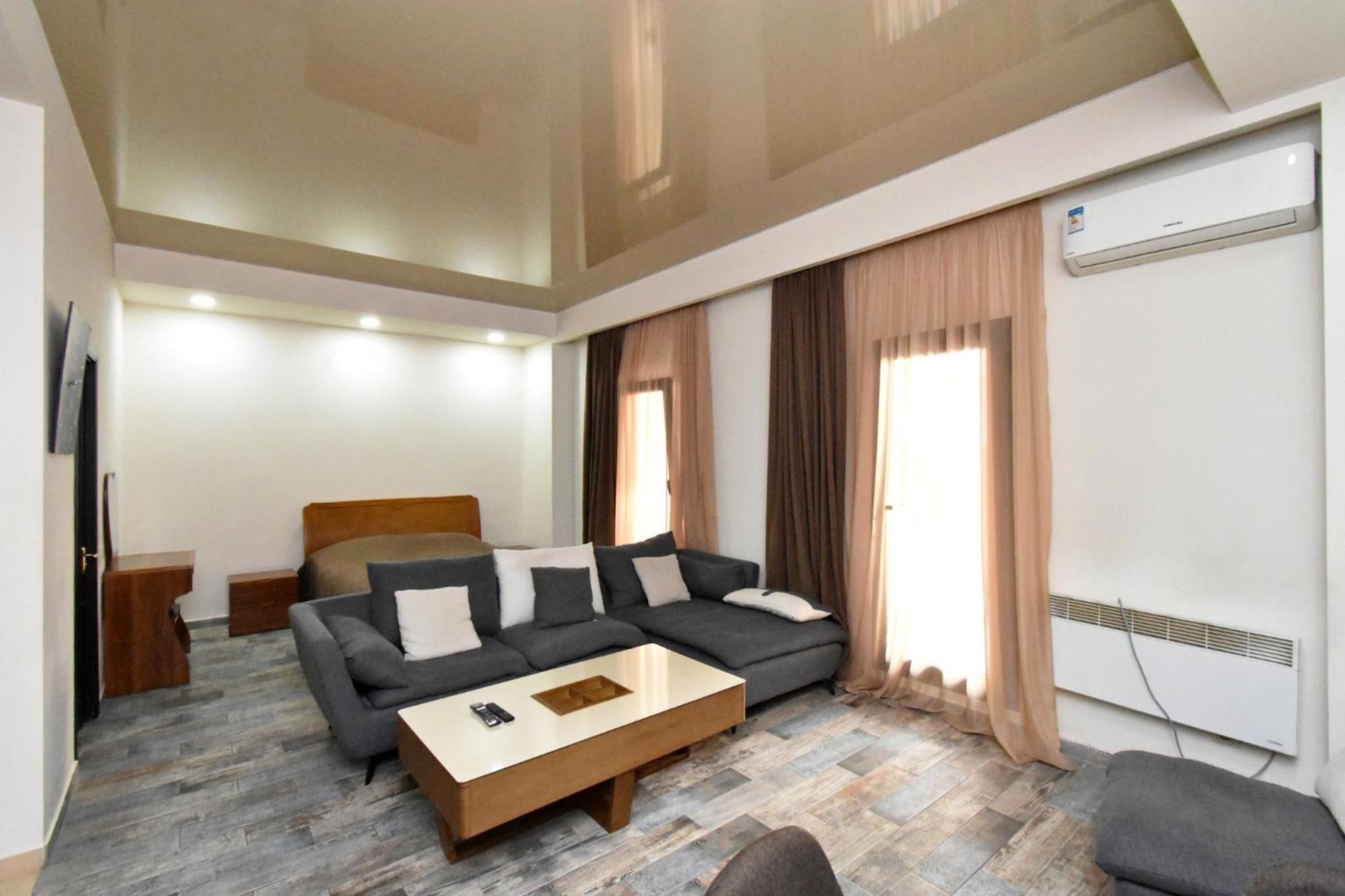Yars Apartments Erivan Exterior foto